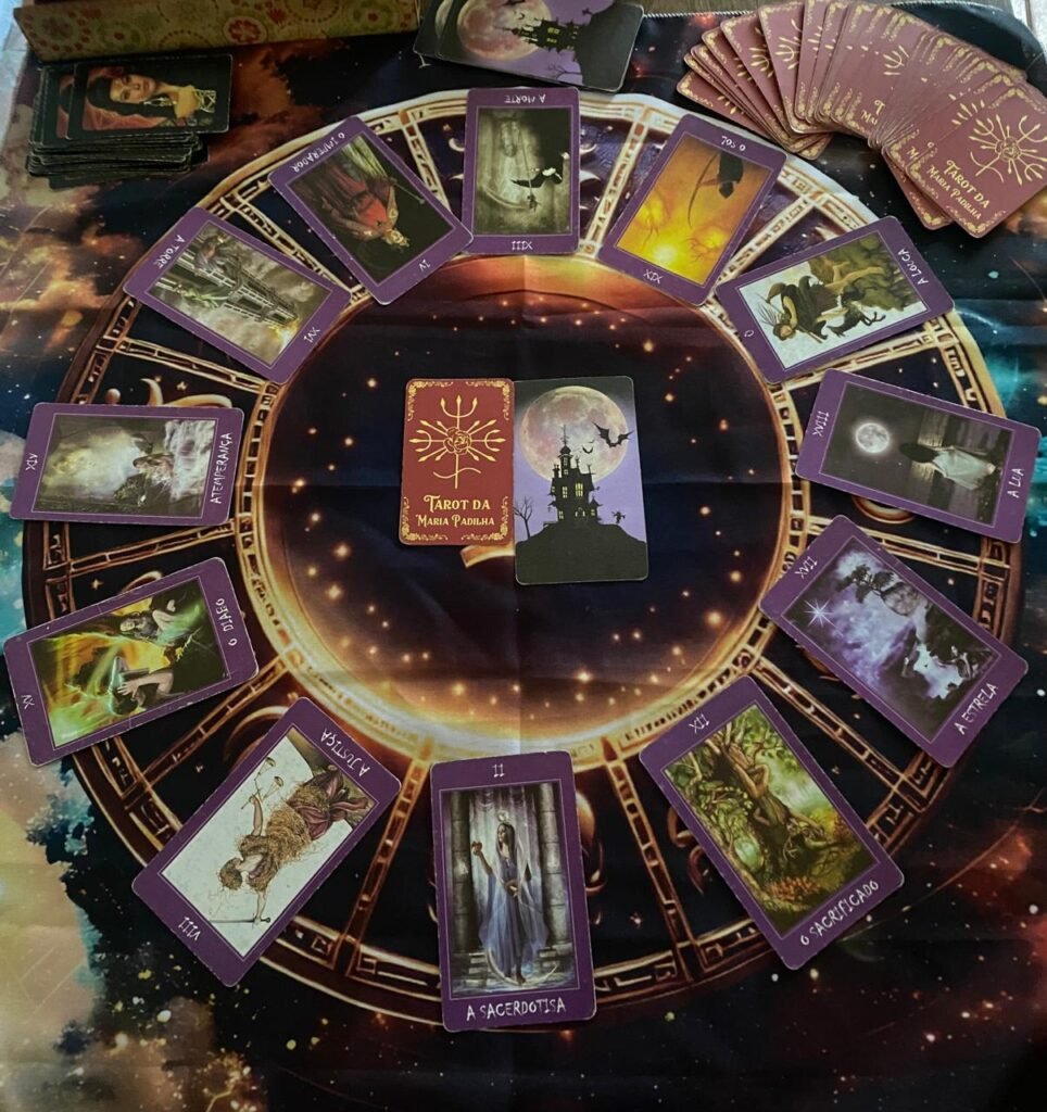 Mesa do Tarot da Maria Padilha